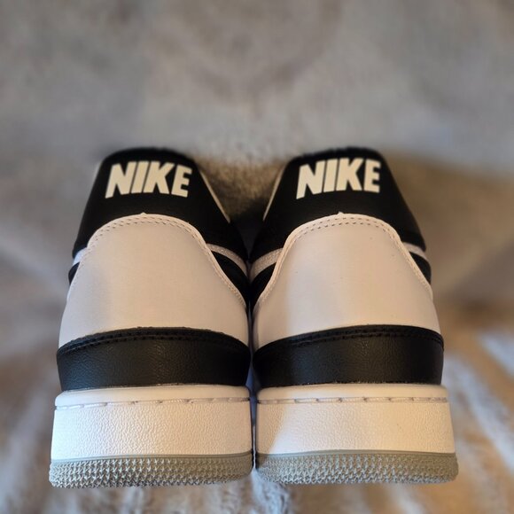 Men's Size 14 - Nike Mac Attack SQ SP White Black (FB8938-101) - Picture 6 of 10